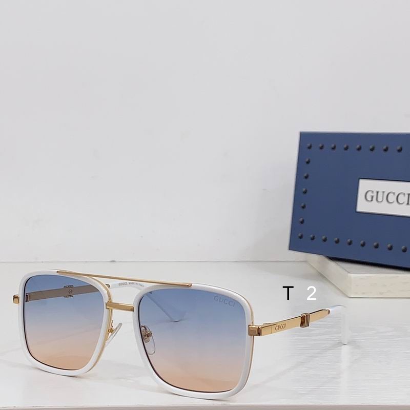 Gucci Sunglasses 652